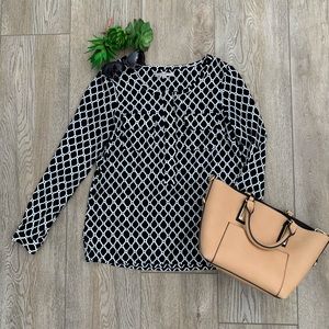 Gap Black and White Dress Shirt Blouse